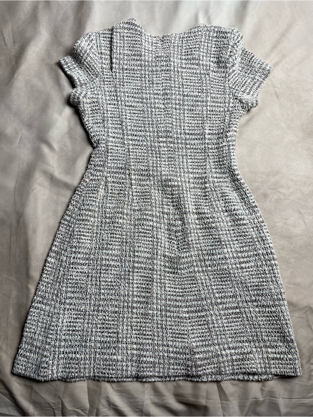 Theory Ivory and Black Tweed Short-Sleeve Fit & Flare Dress - Picture 4 of 13